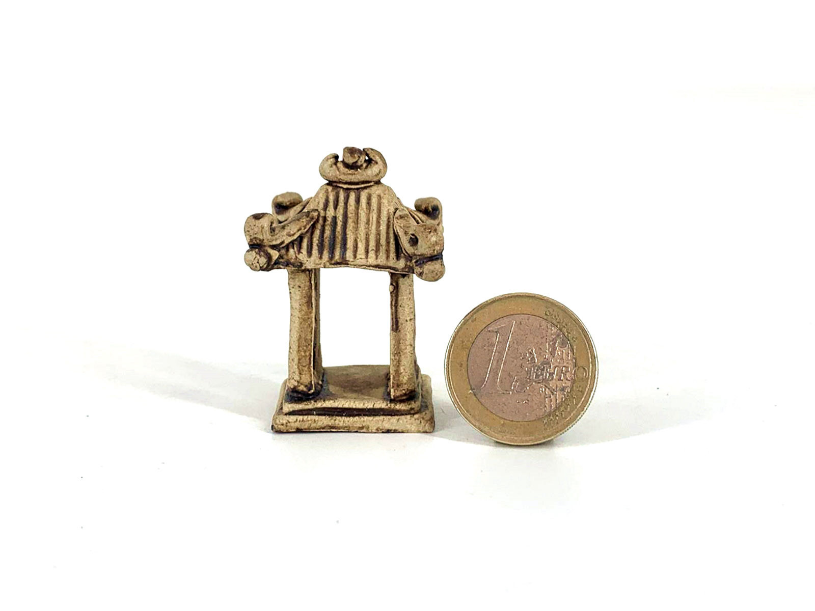 Figura Linterna 4 cm marrón F28B
